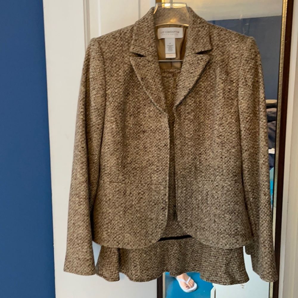 Beautiful brown tweed skirt suit new with tags
